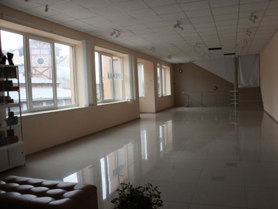 Продаж комерційних приміщень у центрі Чорткова Чертков