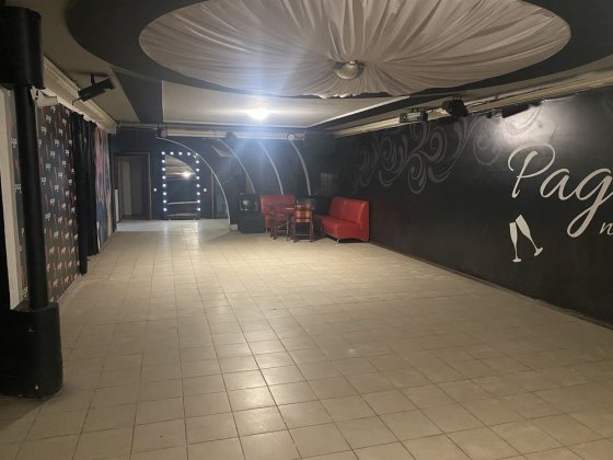 Продається підвальне приміщення в центрі міста Зборів