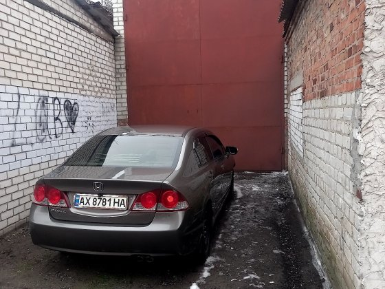 Продам ангар склад СТО приміщення майдан Героїв Небесної Сотні. Степная