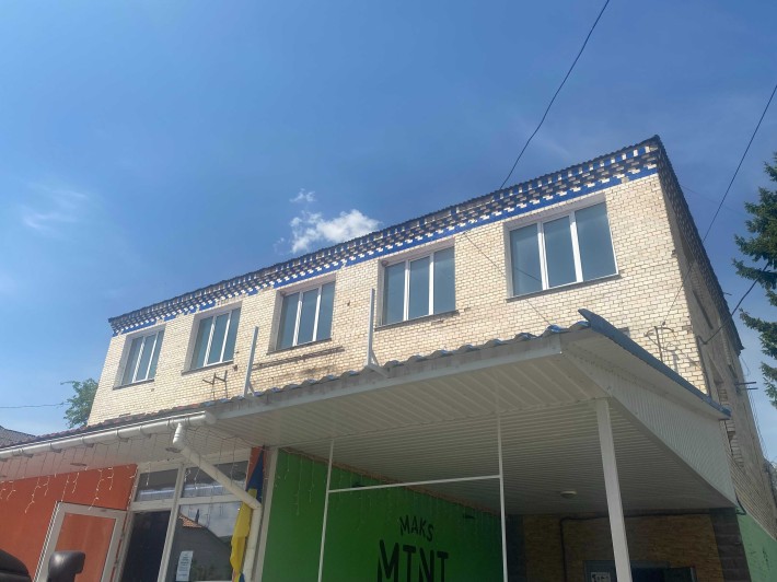Нежитлові приміщення 200,6 м2, Нова Ушиця, вул. Українська, 6 - фото 1
