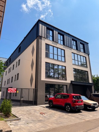 Продам приміщення центр вул М Грушевського 1200м2 - фото 1