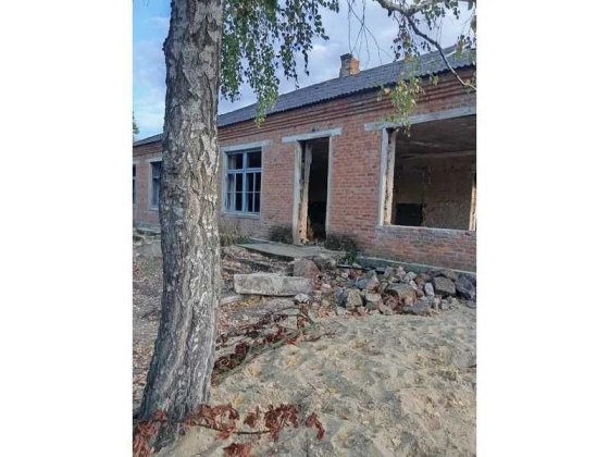 ПРОДАЖ - Будівля громадська -клуб, загальною площею 225,7 кв.м. Чигирин