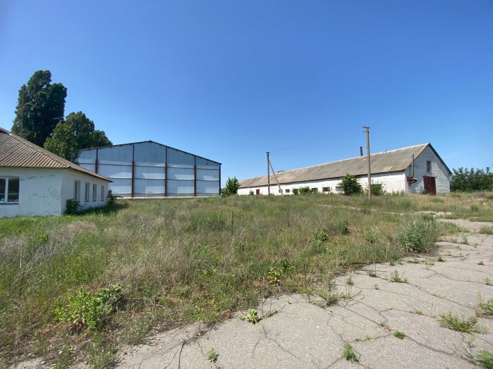 Продаж нежитлових приміщень (ферма) 10589,9м², 9,7592га, Черкаська обл - фото 1