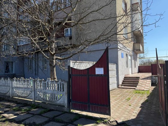 Приміщення житлове або під комерцію 94 кв.м Новоселиця