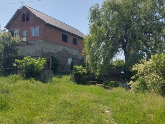 Продаж недобудованої будівлі Кельменцы