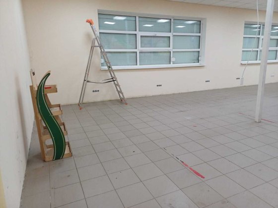 51м2 фасад Олександрійського зупинка Клініка