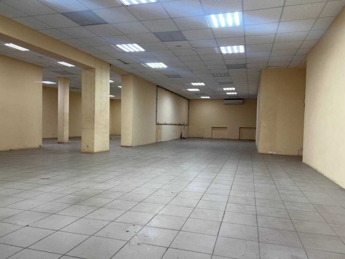Оренда. Фасад. 260м.кв., Вокзальна-Центр - фото 1