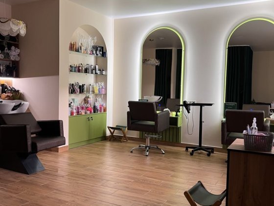 Оренда в салон краси Буча