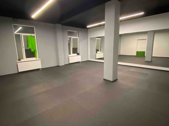 Оренда комерційного приміщення  112,6 кв.м м.Бровари ( -1 поверх ) Бровари