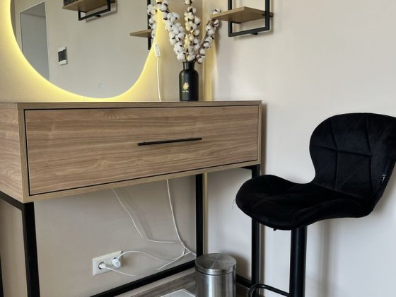 Оренда місця для бровиста Буча