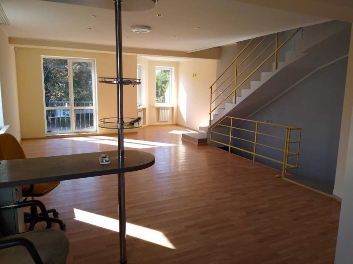 Аренда офиса 160м2, Вишневое ул. Ломоносова - фото 1