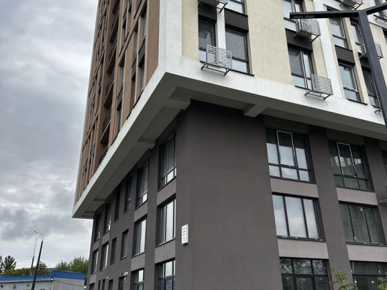 Оренда фасадного приміщення ЖК Madison Gardens висота стель 5 м Бровари