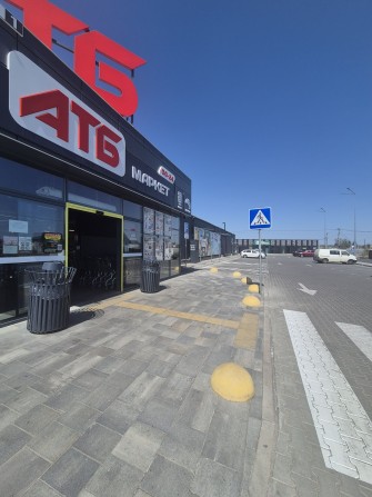 оренда 350 грн кв м  Військбуд біля АТБ - фото 1