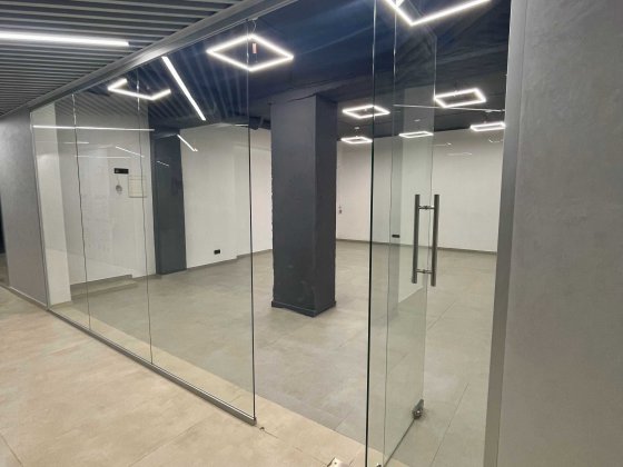 Комерційне приміщення 51,8 м2 в ТЦ Avenue Mall (Буча) в оренду Буча