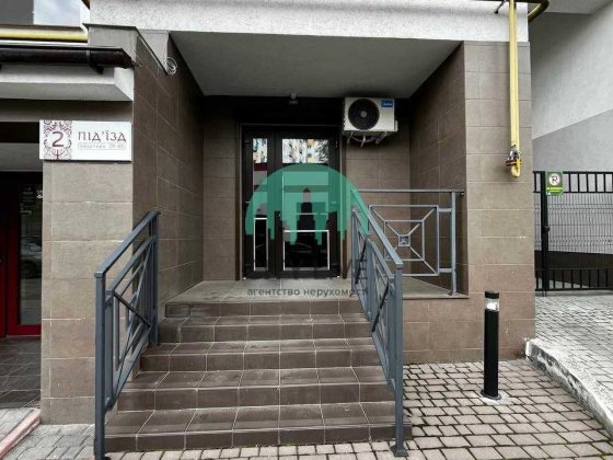 Оренда фасадного приміщення. Площа -20м2 (38) Івано-Франківськ