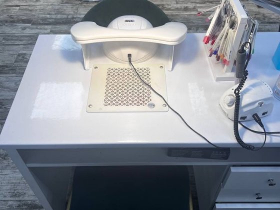 Оренда для майстра манікюра Вишневое