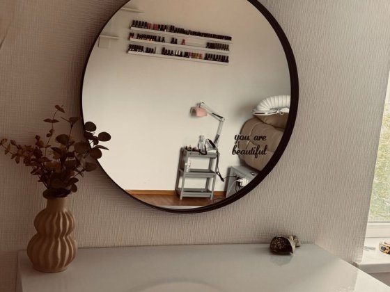 Оренда робочого місця для бровиста/візажиста та лашмейкера Івано-Франківськ