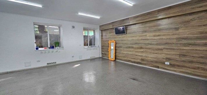 Оренда комерційного приміщення 102м2, ДНС - фото 1