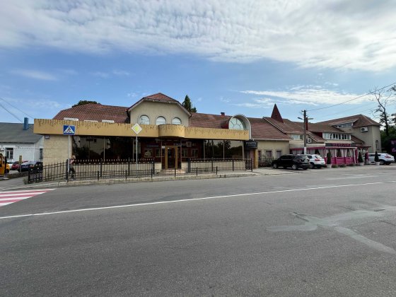 Здається в оренду діючий ресторанно-розважальний комплекс Бровари