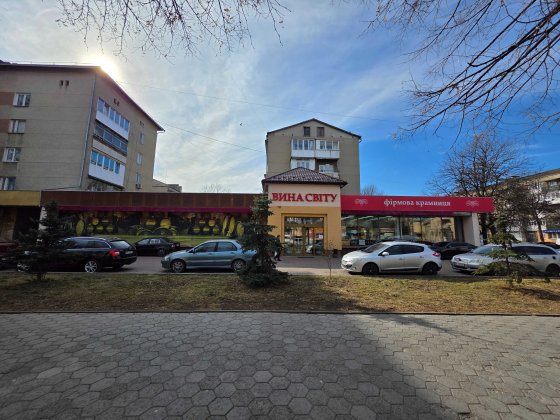 Пропонується в оренду приміщення по вул.Галицька, 93 Івано-Франківськ