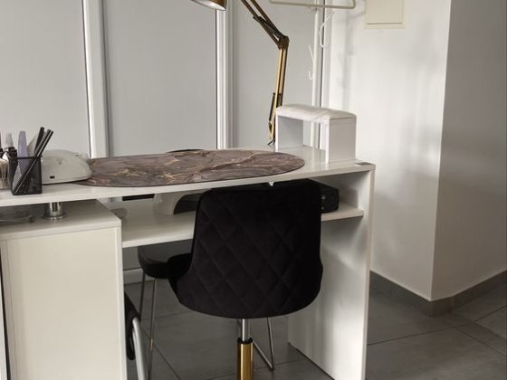 Робота для майстра манікуру та педикюру Бровари