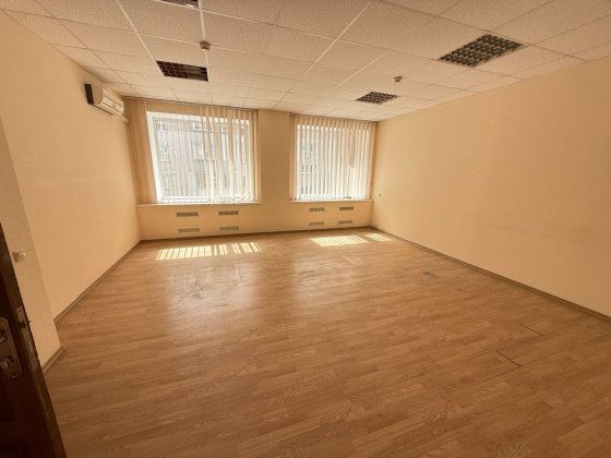 Оренда під офіс/онлайн магазин,бульв. Незалежності 14А, 70кв/м Бровари