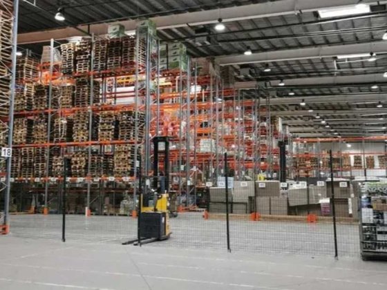 Броварська Кільцева склад класу А зі стелажами. Без% Бровари