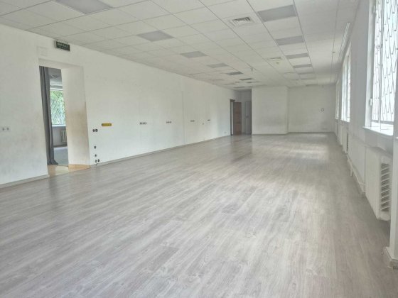 195м2 в цетрі окремий вхід