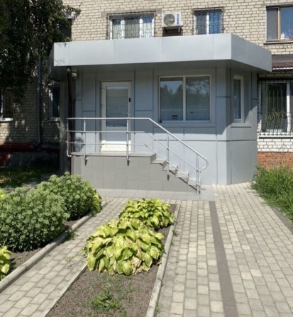 Здам офісне приміщення 84 кв.м по Перемоги, центр - фото 1