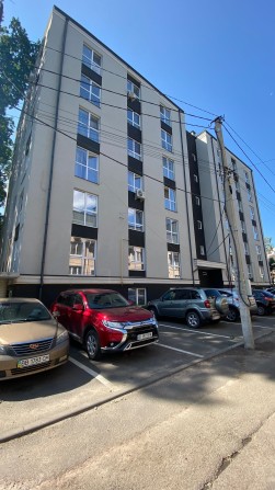 Комерційне приміщення 36м2 з ремонтом вул.Українська - фото 1