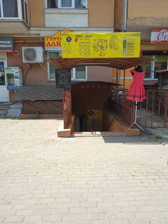 Оренда приміщення 67,5 м. находиться по вулиці Вовчинецька 167. - фото 1