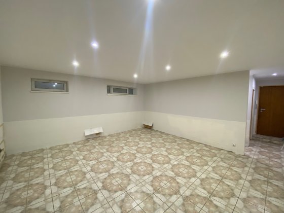 Оренда напів підвального приміщення Центр р-н Сквера Бабаєва Кременчук