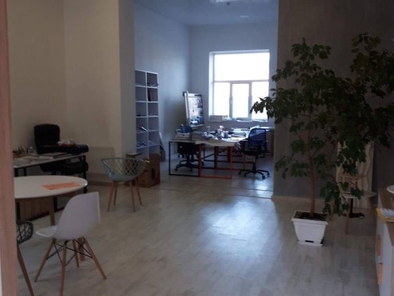 Оренда фасадного приміщення 80 м2 в центральній частині міста Івано-Франківськ