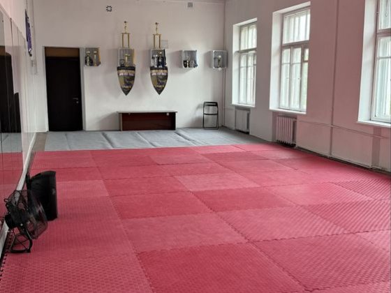 Оренда танцювального залу центр міста зал для фітнесу спортивний зал Кременчук