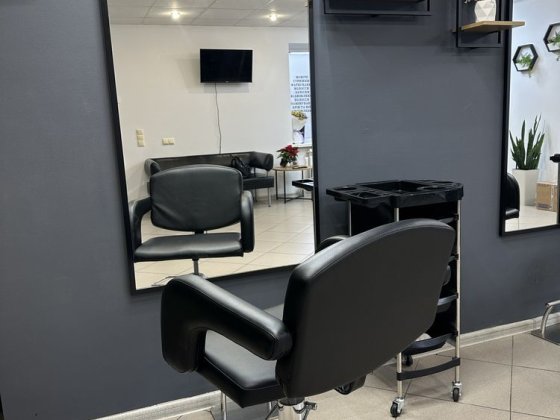 Сдам в оренду крісло та окремий кабінет в студії краси Кременчуг