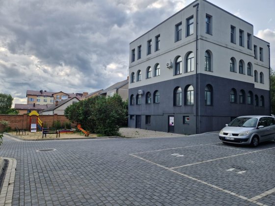 Здамо в оренду приміщення в с.Липинах, 5х.до Пр.Відродження Луцк