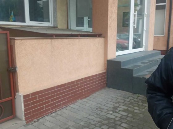 Оренда комерційного приміщення цоколь по вул. Вовчинецька, 108 Івано-Франківськ