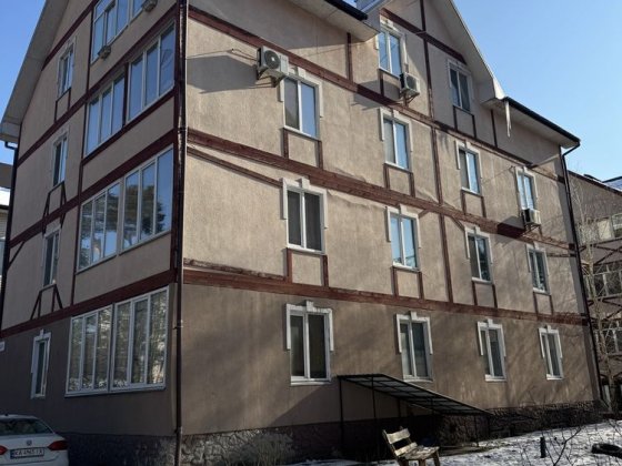 Комора, приміщення для зберігання речей, кладова, кладовка Ирпень