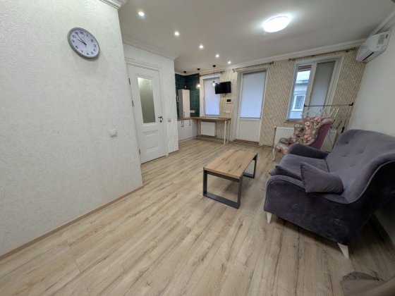 Оренда приміщення 25м2 біля Ратуші 3 поверх Івано-Франківськ