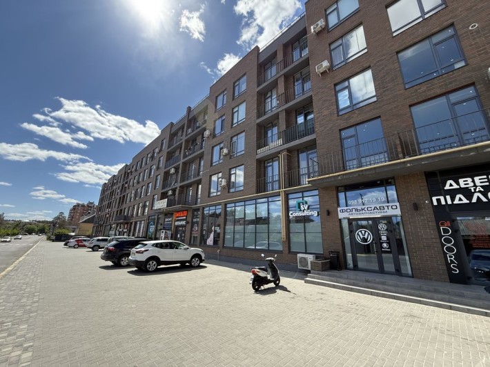 Оренда приміщення з частковим ремонтом 227кв.м, Соборна 9 - фото 1