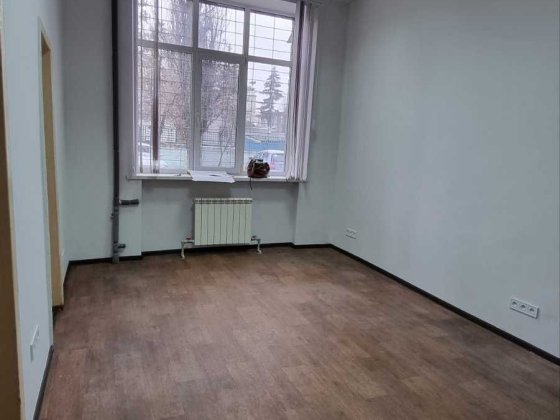 Здається окремий офіс в центрі Кременчук