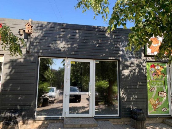 Здам в оренду універсальний МАФ 20кв.м. поруч з АТБ Кривой Рог