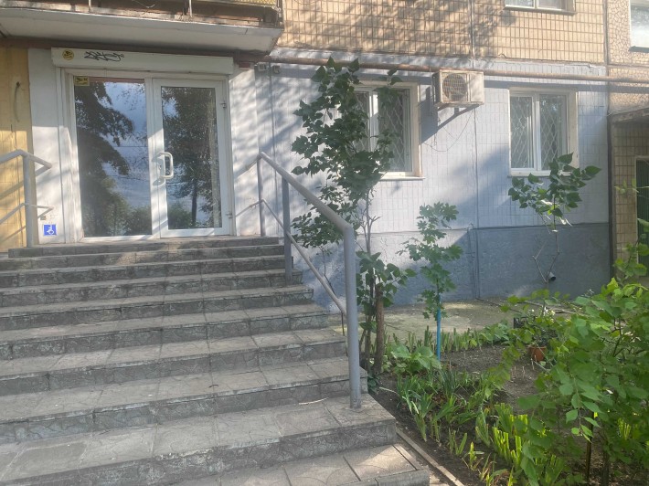 Оренда нежитлового приміщення 65 м.кв. вул. В.Великого (Мелешкіна), 40 - фото 1