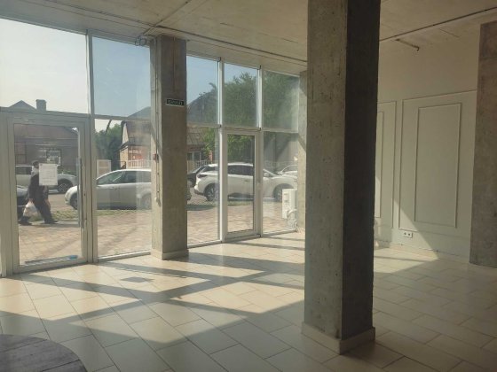 Оренда приміщення / Торгової площі, 79 м2 ЖК Яровиця Луцьк