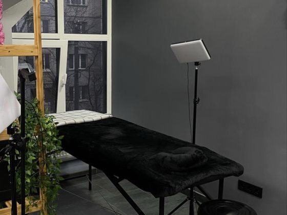 Оренда кушетки/стіл бровиста Ірпінь