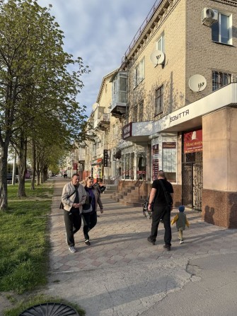 Оренда приміщення магазину, Червона лінія, 76,6м2 - фото 1
