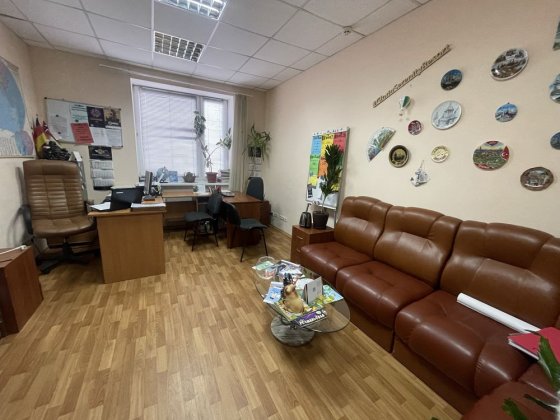 Кабінет для суборенди в центрі Кременчука