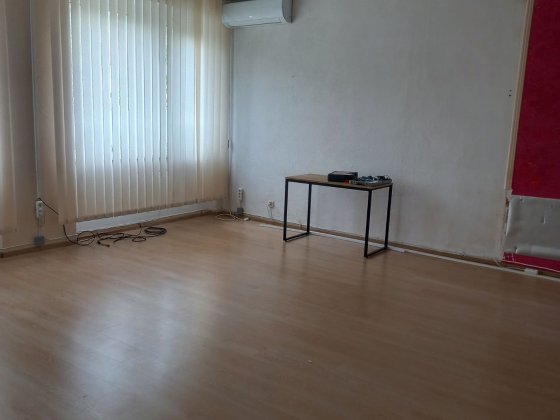 Здамо офіс 35м2, 2/4ц, на проти готелю "ЛУЧЕСЬК" Луцк