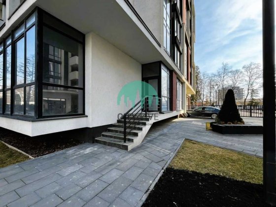 Оренда фасадного приміщення 40 м² в ЖК “Манхеттен” (38) Івано-Франківськ