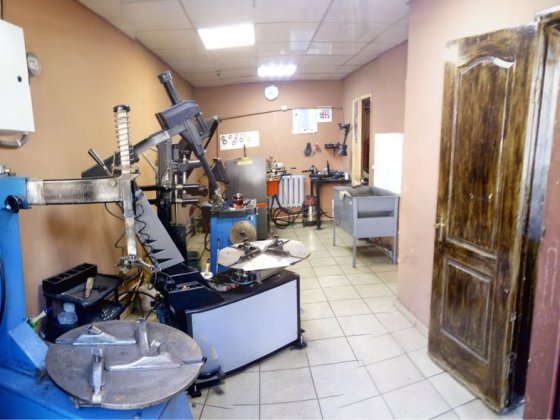 В действующем автосервисе сдам шиномонтаж в аренду Кривой Рог